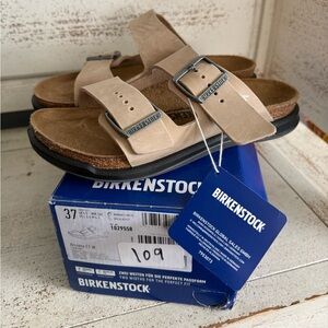 Birkenstock Arizona Soft Footbed Sandals – Taupe Suede (Size 37 / US 6.0–6.5)